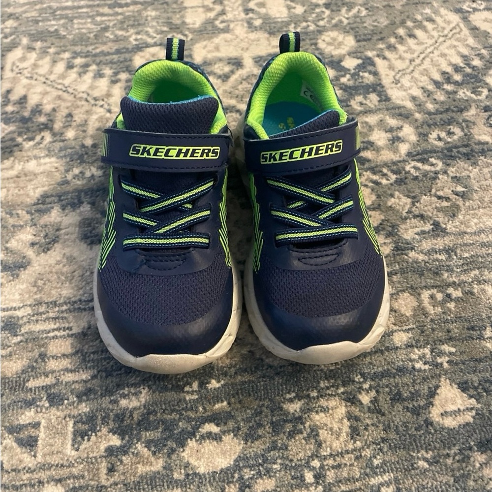 Sketchers light up sneakers